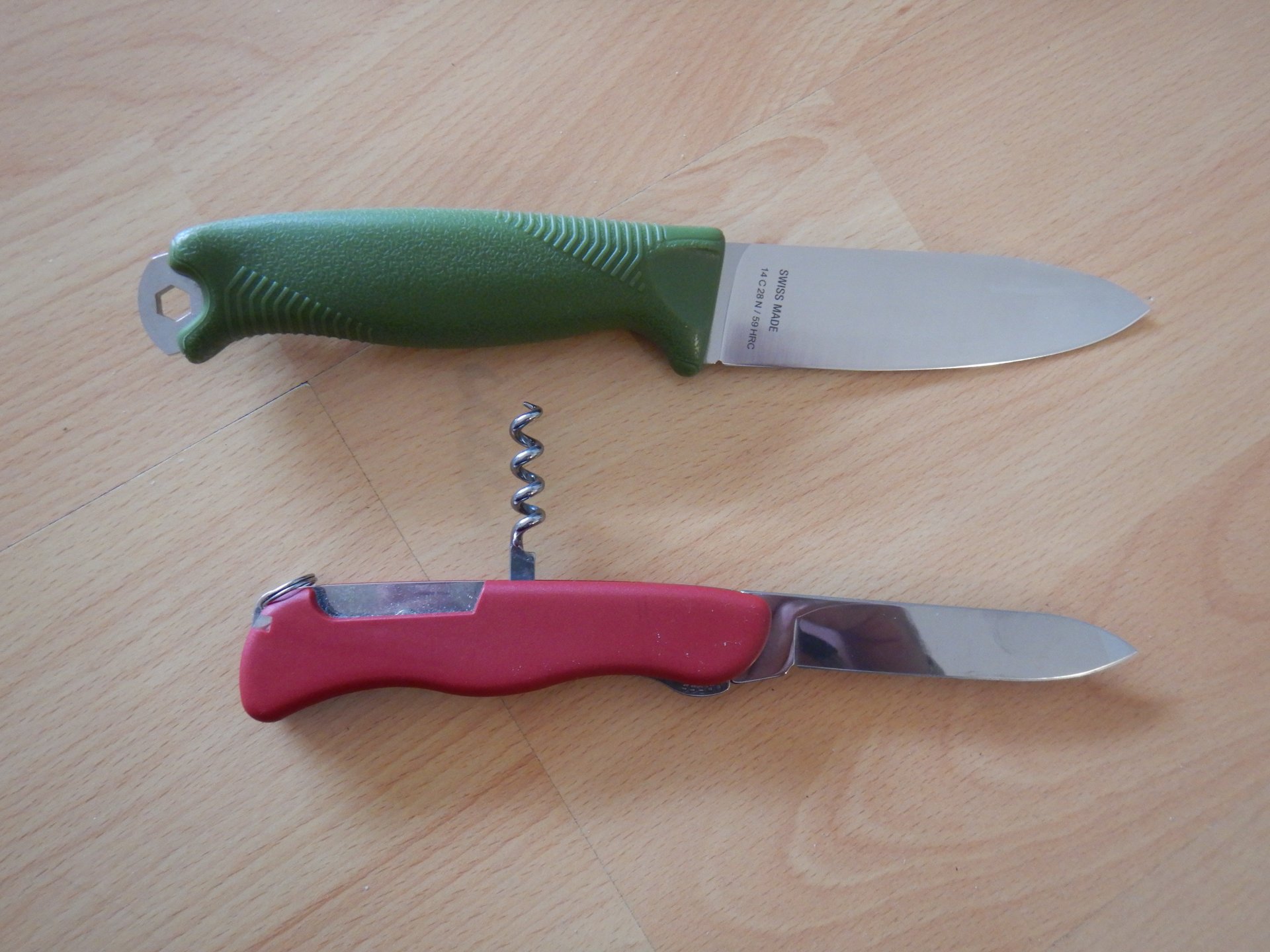 Victorinox Venture + Victorinox Sentinel + Konvolut – Bild 3