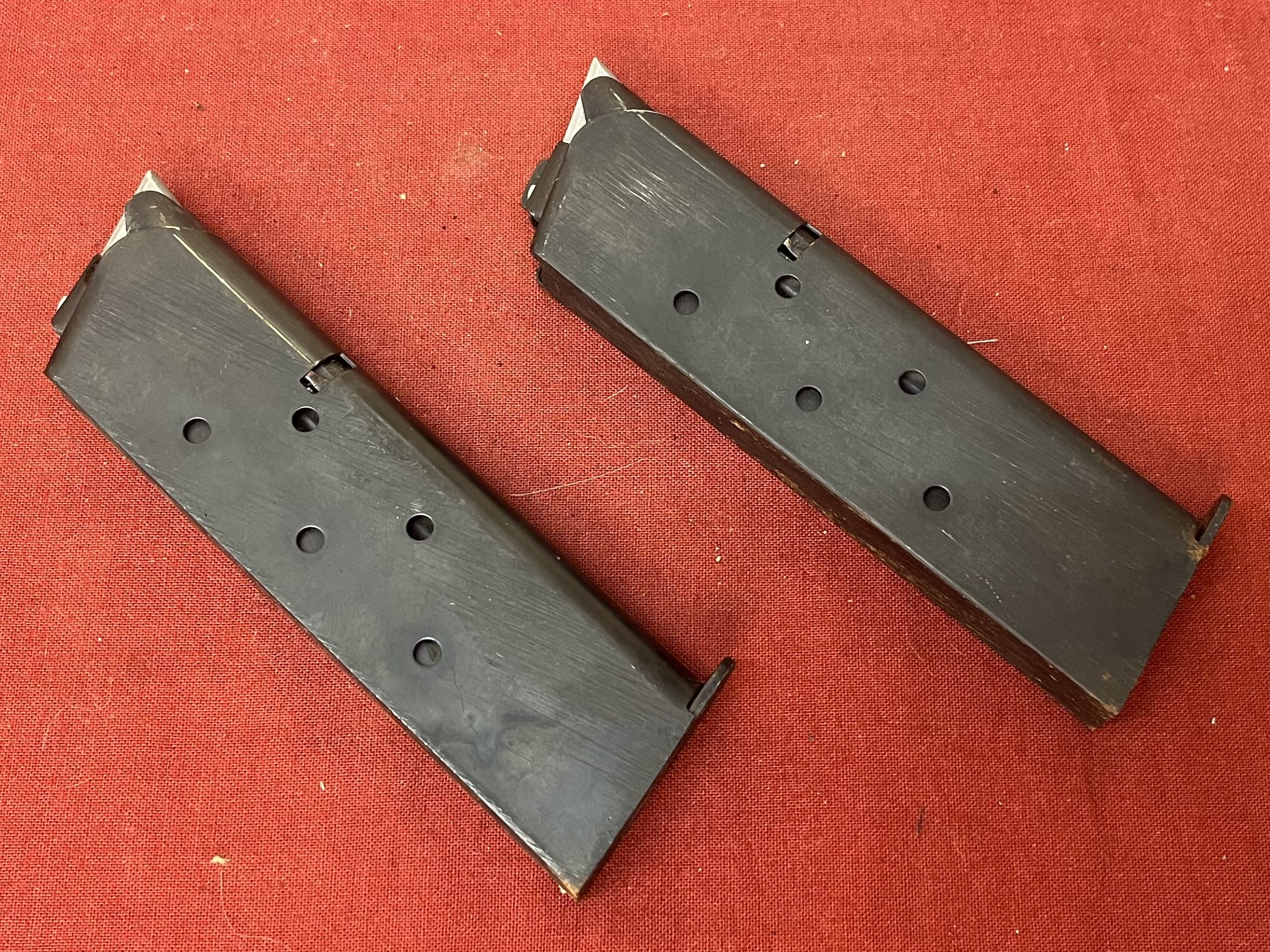 2 seltene .22 l.r. Magazineinsätze mit 1911 .45 ACP Magazinkörper – vermutlich Day Arms / Bob Day – – Bild 2
