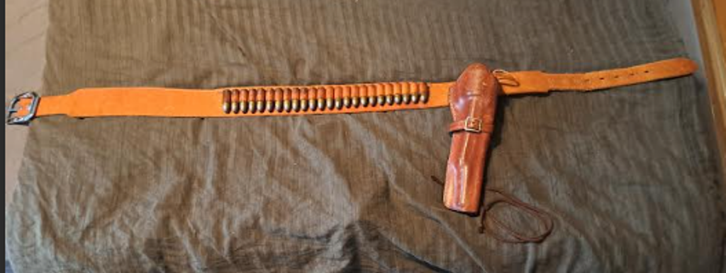 Westernholster mit Patronengurt – Bild 2