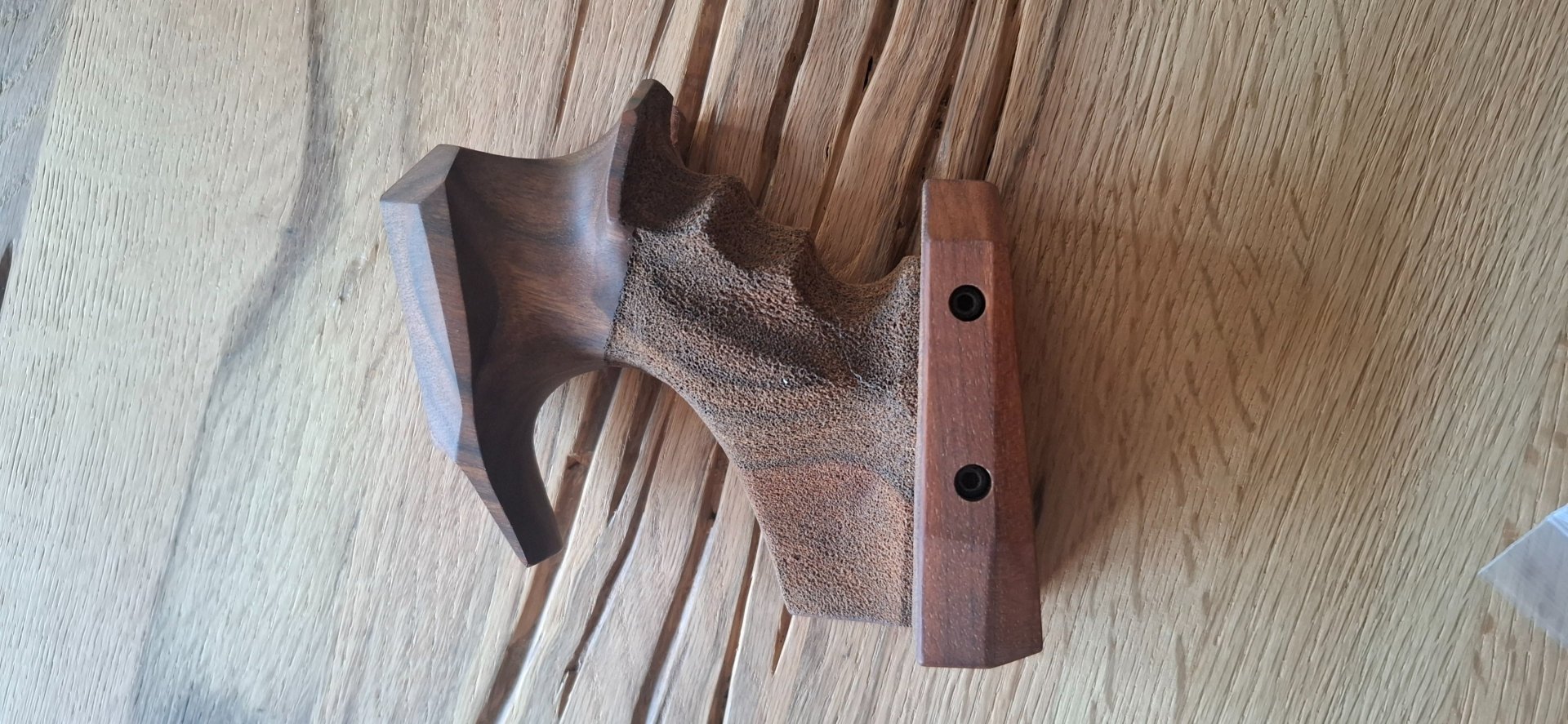 Walther LP 400 / LP 500 Griff – Bild 1
