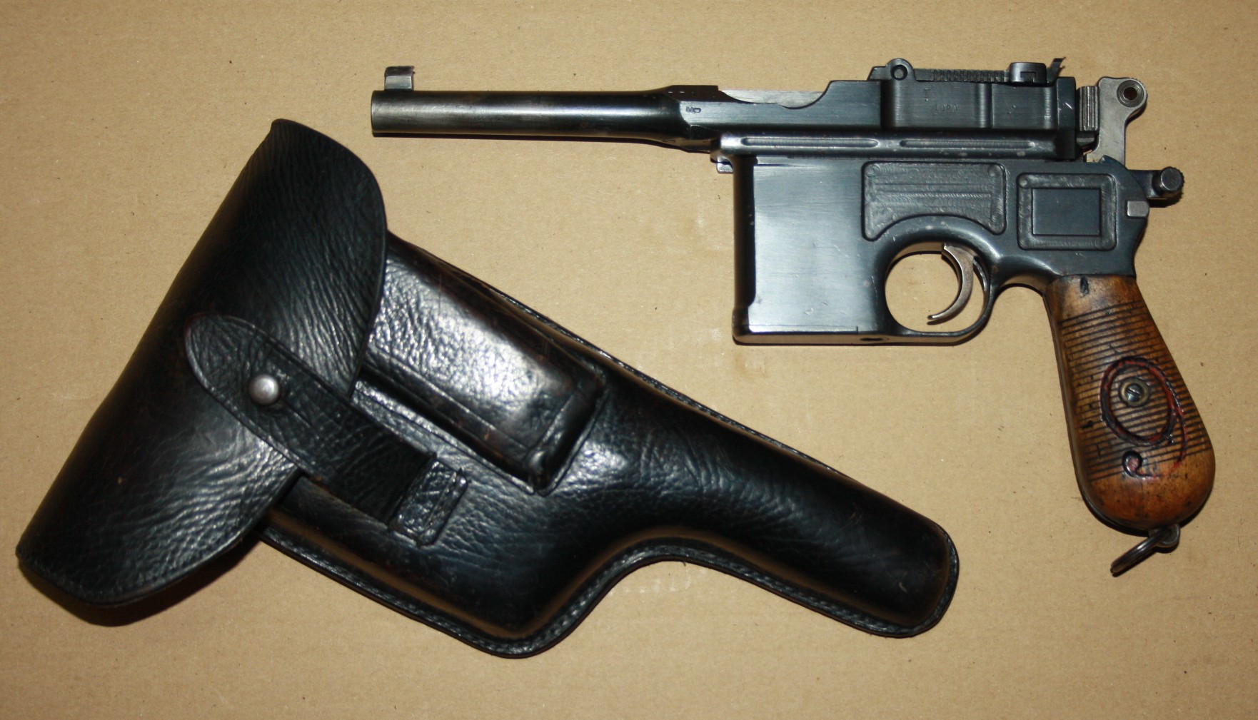 orig. Mauser C96 Mod. 1916 "Reichswehr 1920" im Kal. 9x19 mit Holster -TIP TOP- – Bild 1