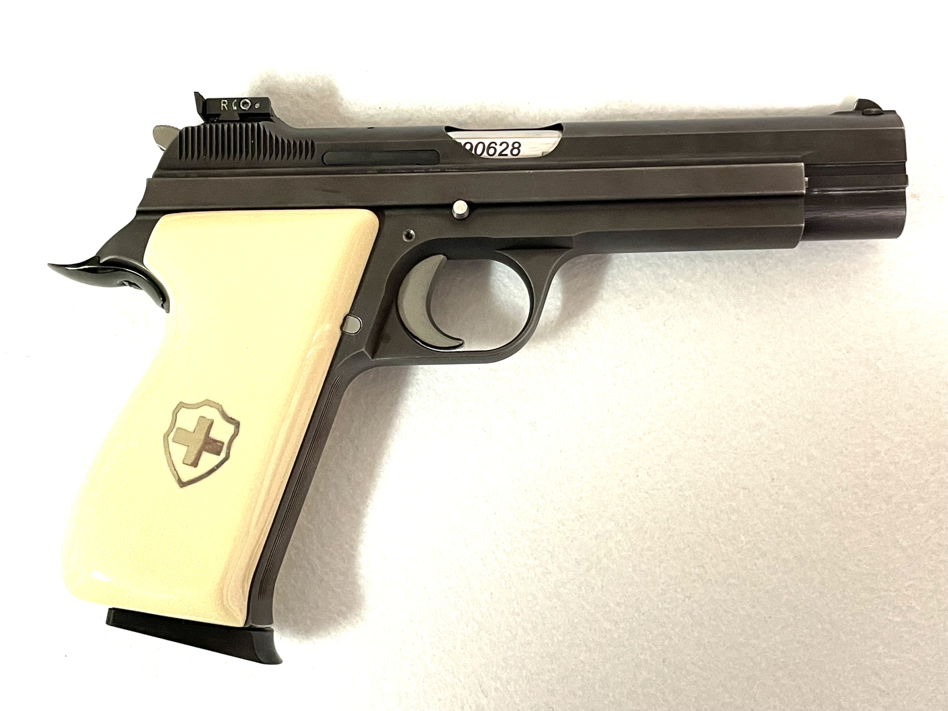 SIG P210 P49 Umbausatz Magazinknopf – Bild 4