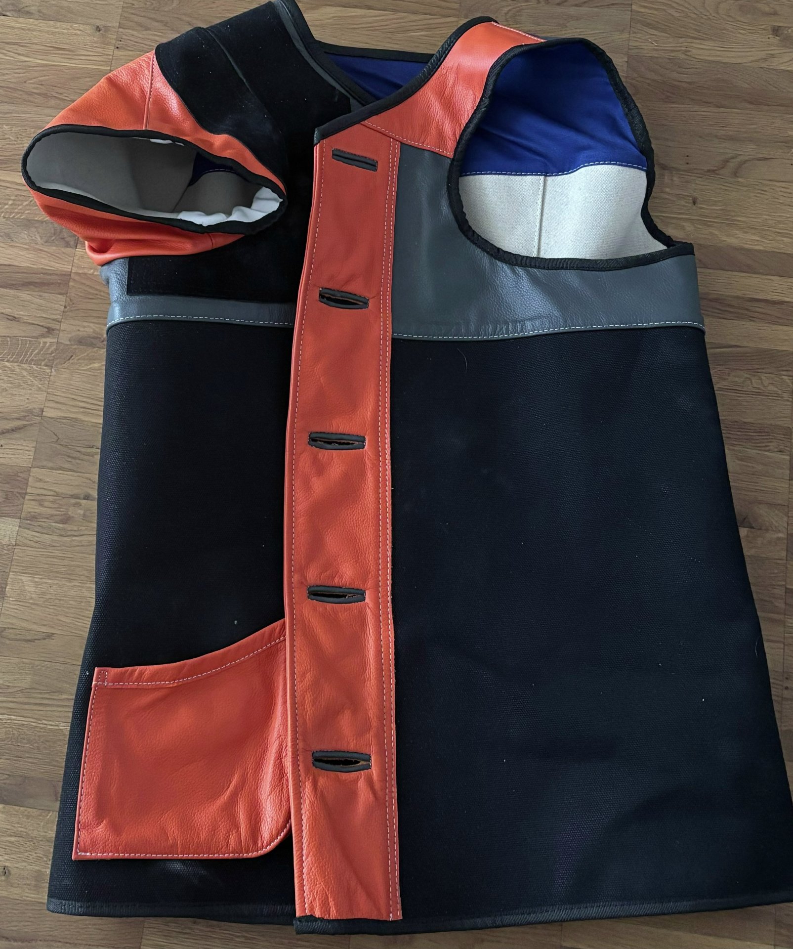 Sauer Auflageweste Herren rechts Stehend – Bild 1