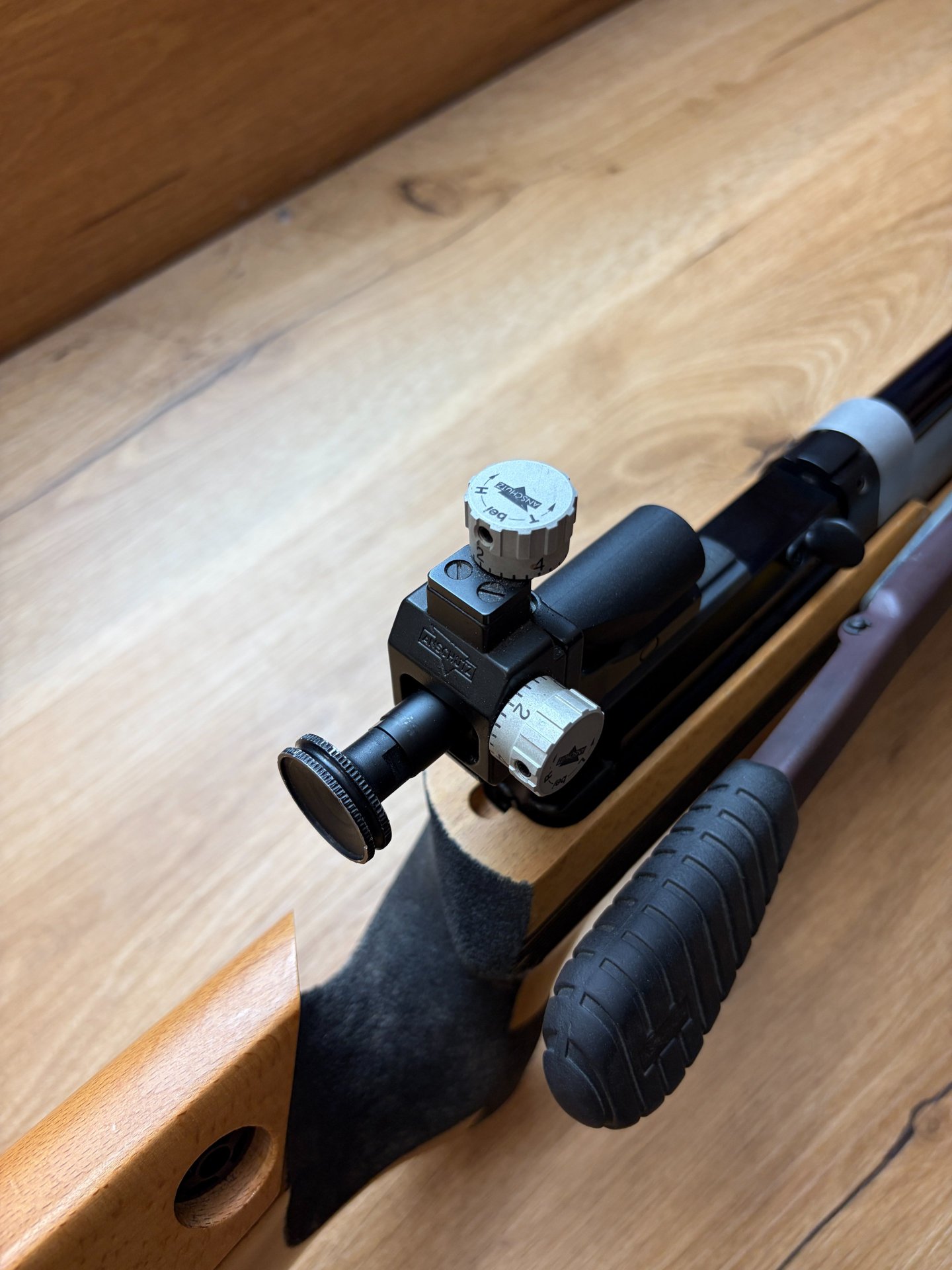 Anschütz SUPERAIR 2001 Matchluftgewehr – Bild 4