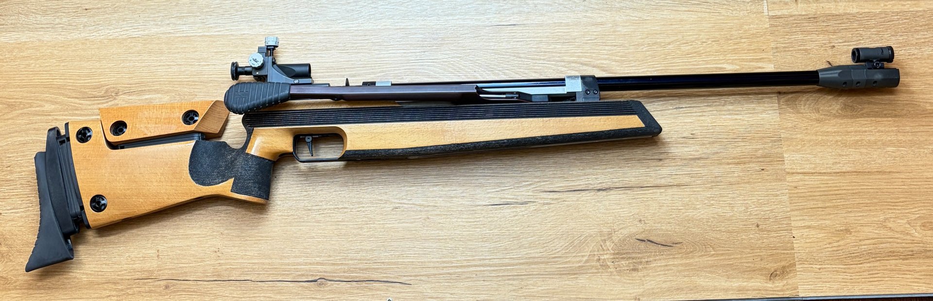 Anschütz SUPERAIR 2001 Matchluftgewehr – Bild 1