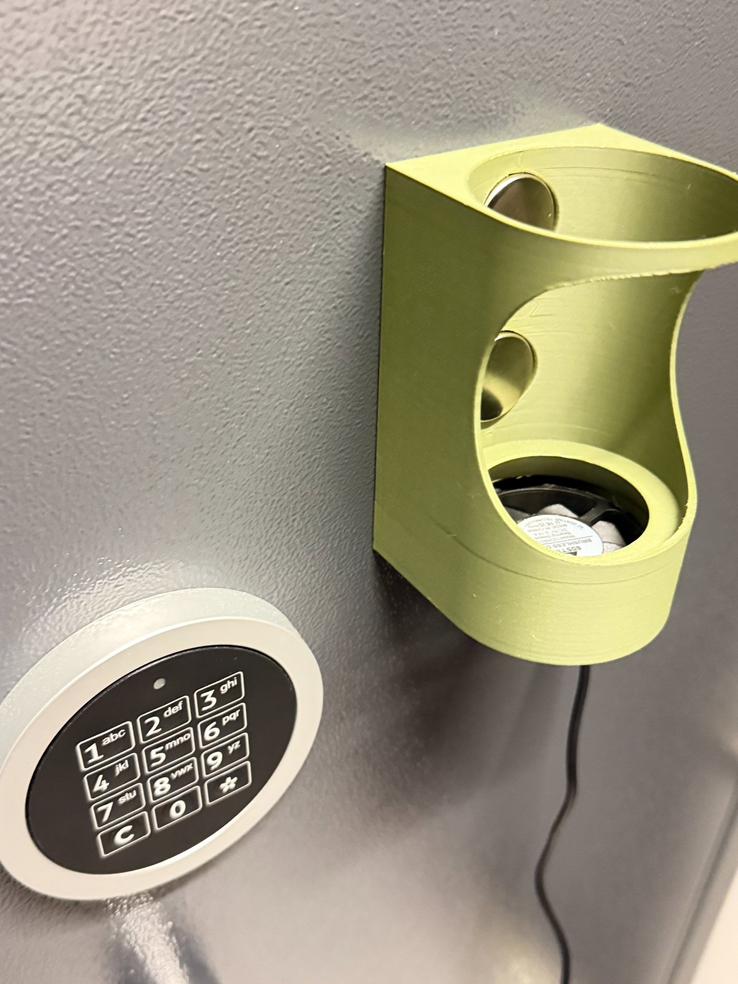 Schalldämpferhalter bzw. USB - Schalldämpfertrockner mit aktiver Lüftung – Bild 5