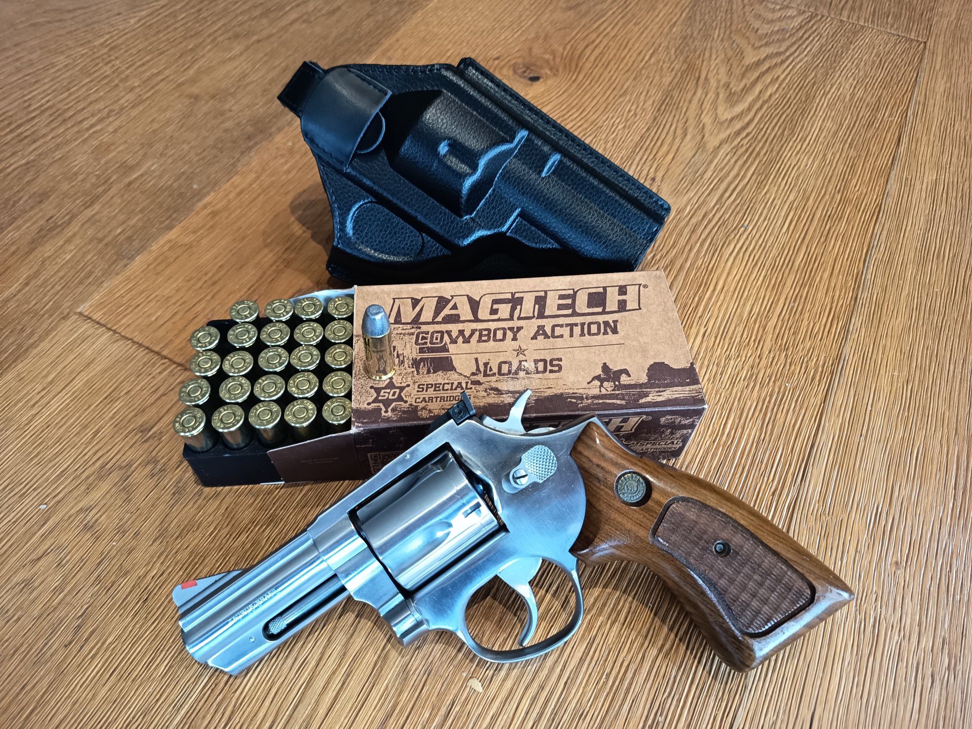 Revolver 44 Special Taurus – Bild 1
