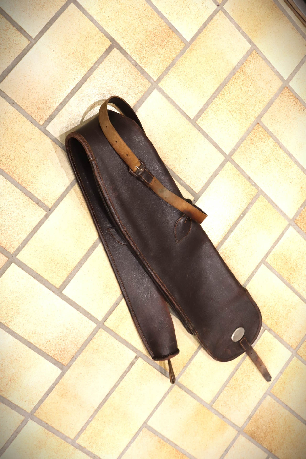 Vintage Leder-Gewehrtasche original Nr 2 – Bild 2