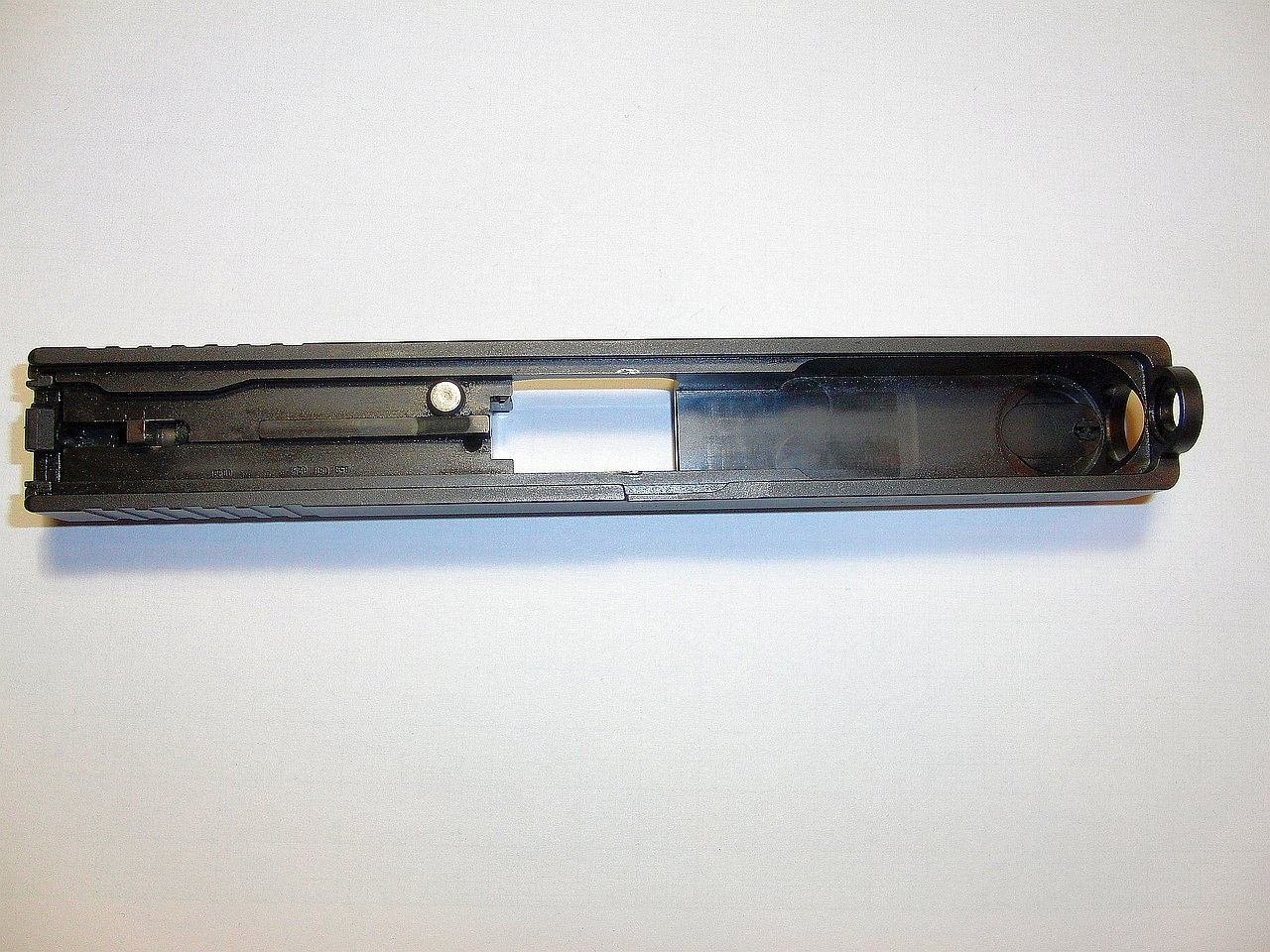 Glock 17 Gen 3 (Bj. 2001) – Absoluter Originalzustand in quadratischer ("Tupperware") Box – Bild 6