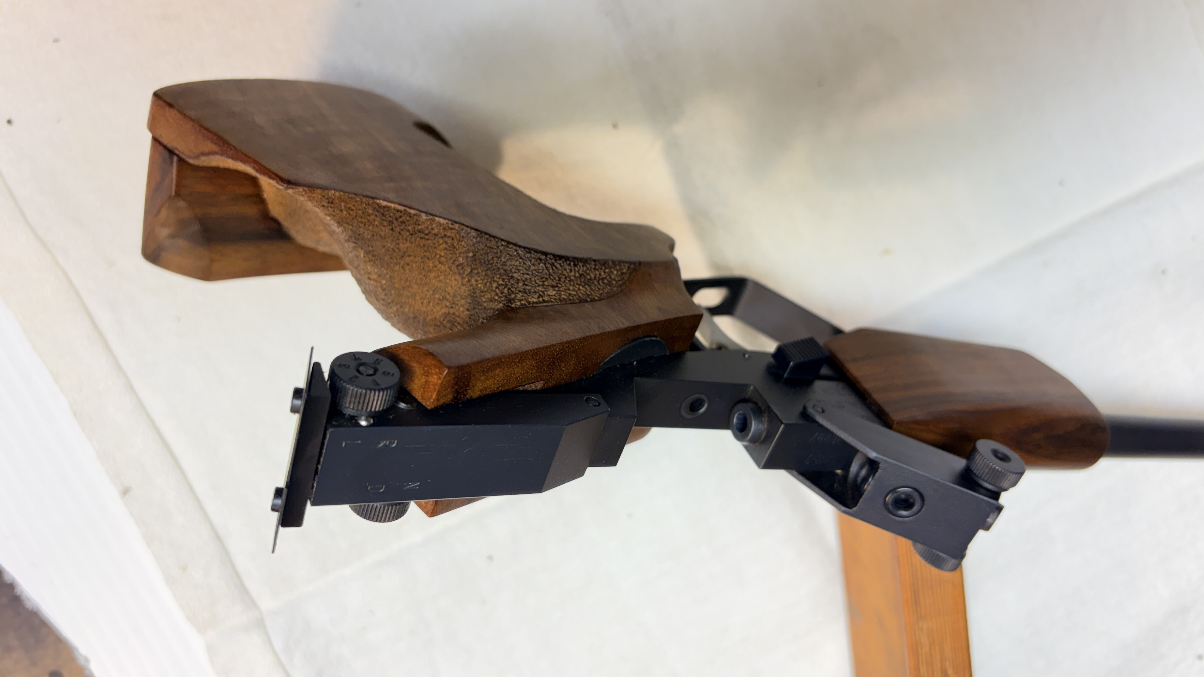 Luftpistole TAU-7 – Bild 4