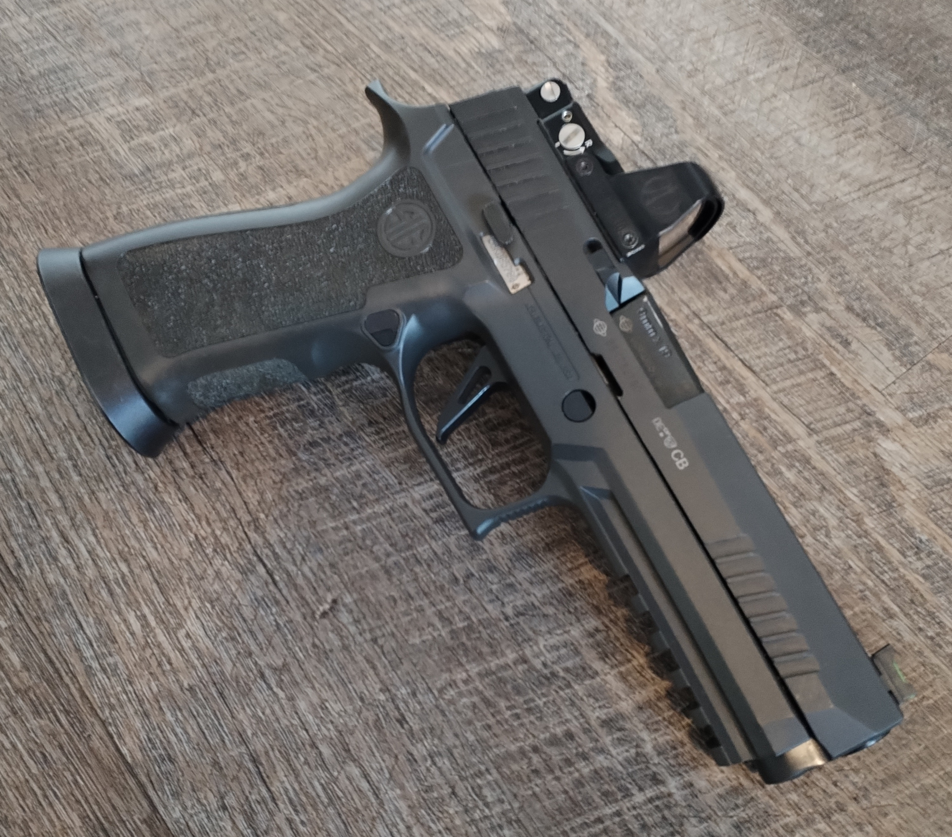 SIG Sauer P320 X-Five Legion inkl. Leupold DeltaPoint Pro – Bild 3