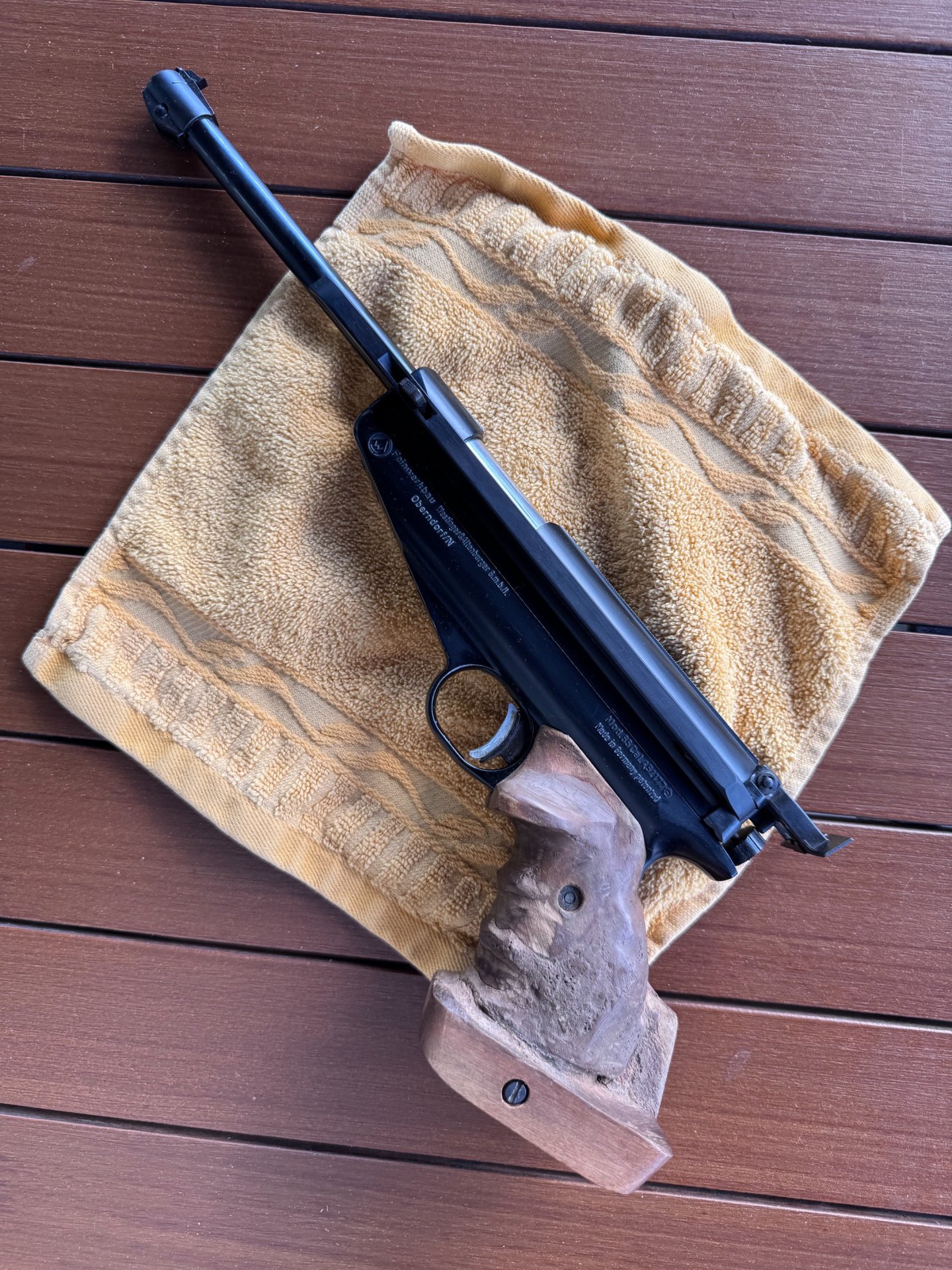 Feinwerkbau Luftdruckpistole Modell 65 Cal. 4,5 - Links – Bild 1