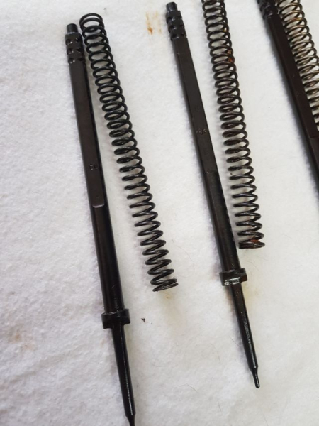 Kar 98 Schlagbolzen mit Feder – Bild 2