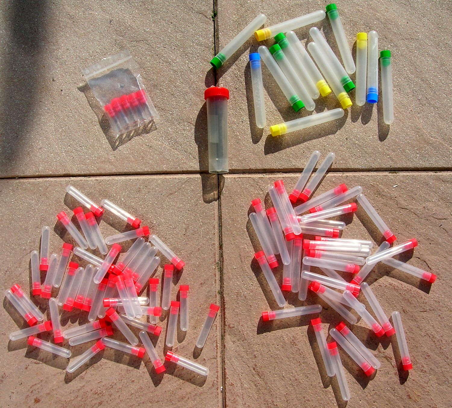 Konvolut diverser Pulverröhrchen von ca. 30 bis ca. 200 grain – Bild 1