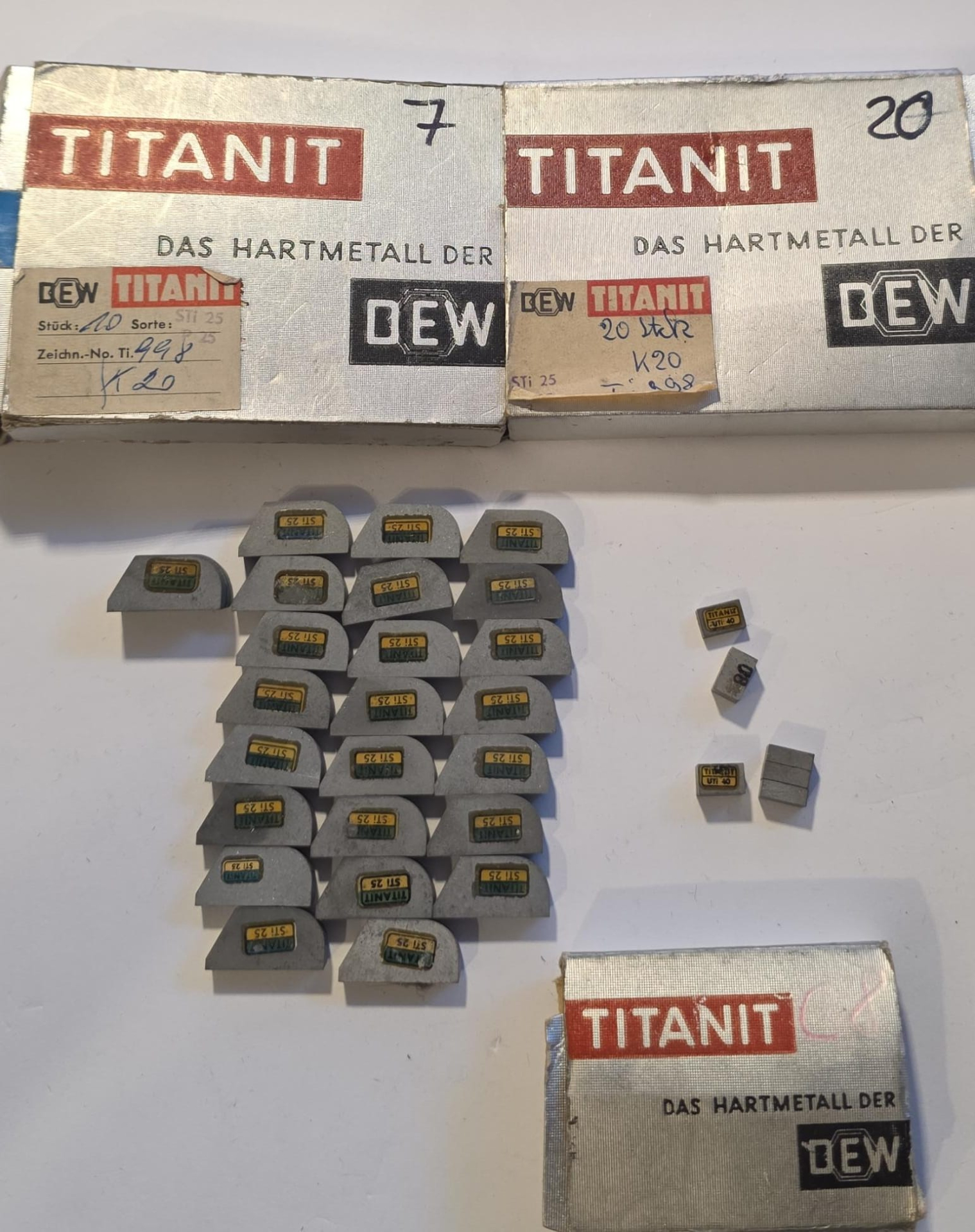 30 Teile, Büchsenmacherwerkzeug Wendeschneidplatten Schneidplatten TITANIT Hartmetall STi25, M 40 us – Bild 1