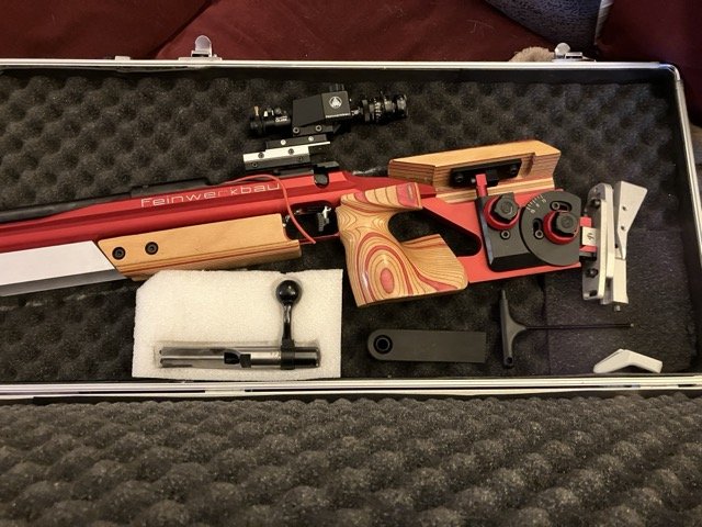 FWB 2602 Super Match .22 l.r. LINKS im Aluschaft (Rot) inkl. Gehmann ZLO Diopter-Optik u. Koffer – Bild 1