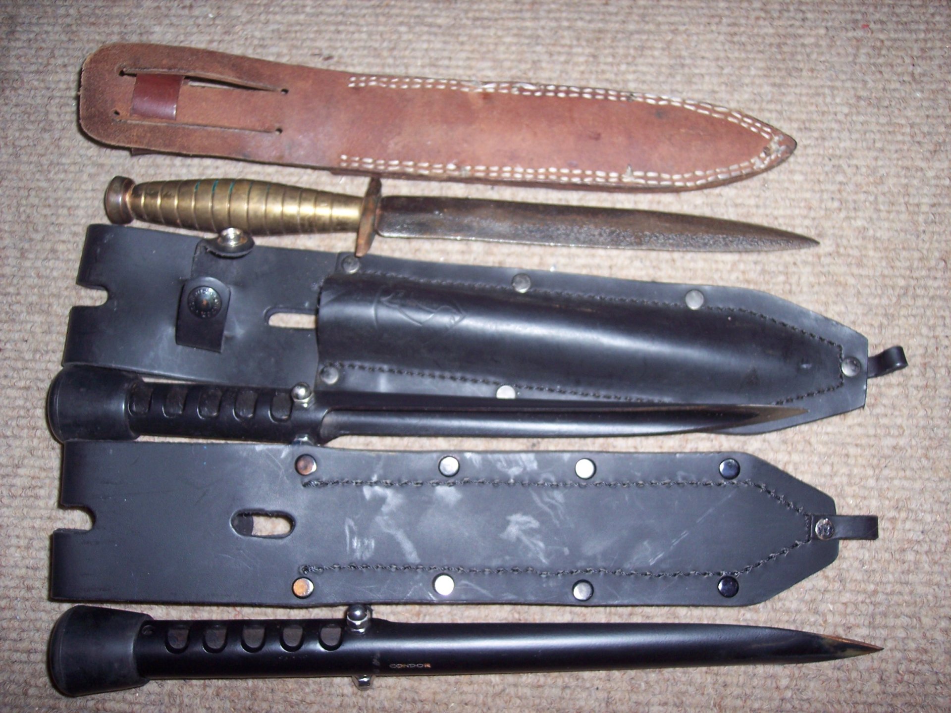 "Rohrdolche" CONDOR Tauchermesser Messing Konvolut Sammlung Jagdmesser Bowie unbekannt Dachbodenfund – Bild 2