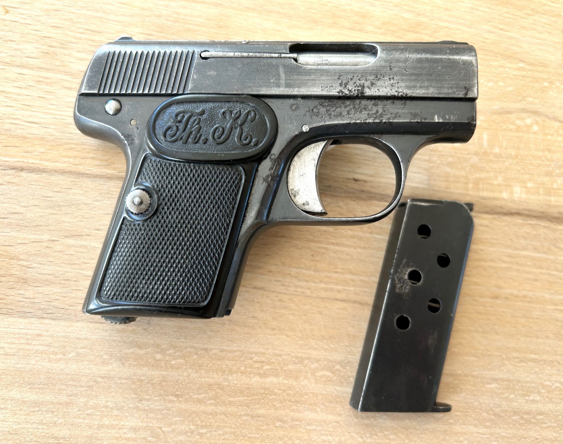 Th. Kommer 2, dt. Offizierswaffe - Kal. 6,35mm Browning – Bild 2