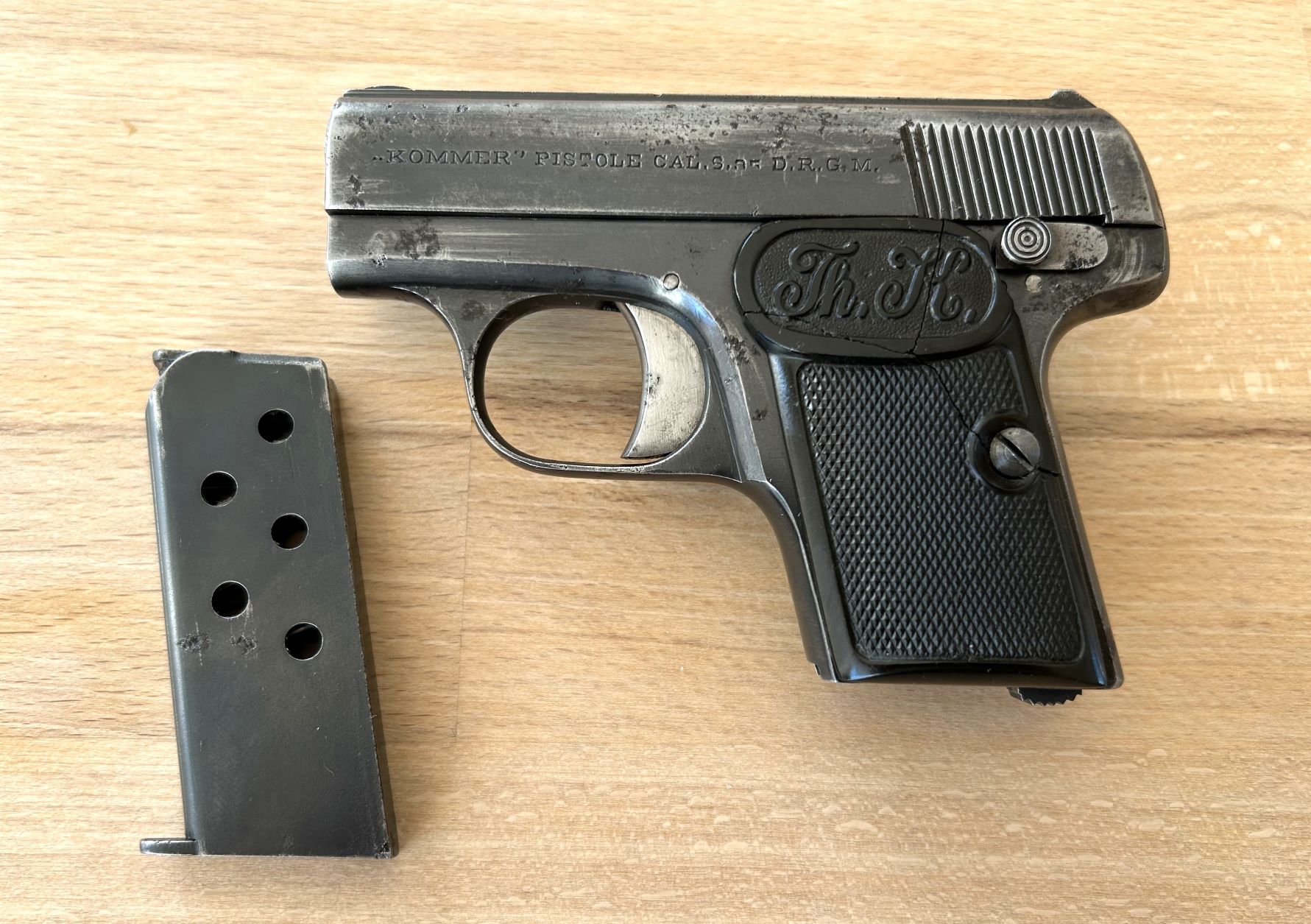 Th. Kommer 2, dt. Offizierswaffe - Kal. 6,35mm Browning – Bild 1