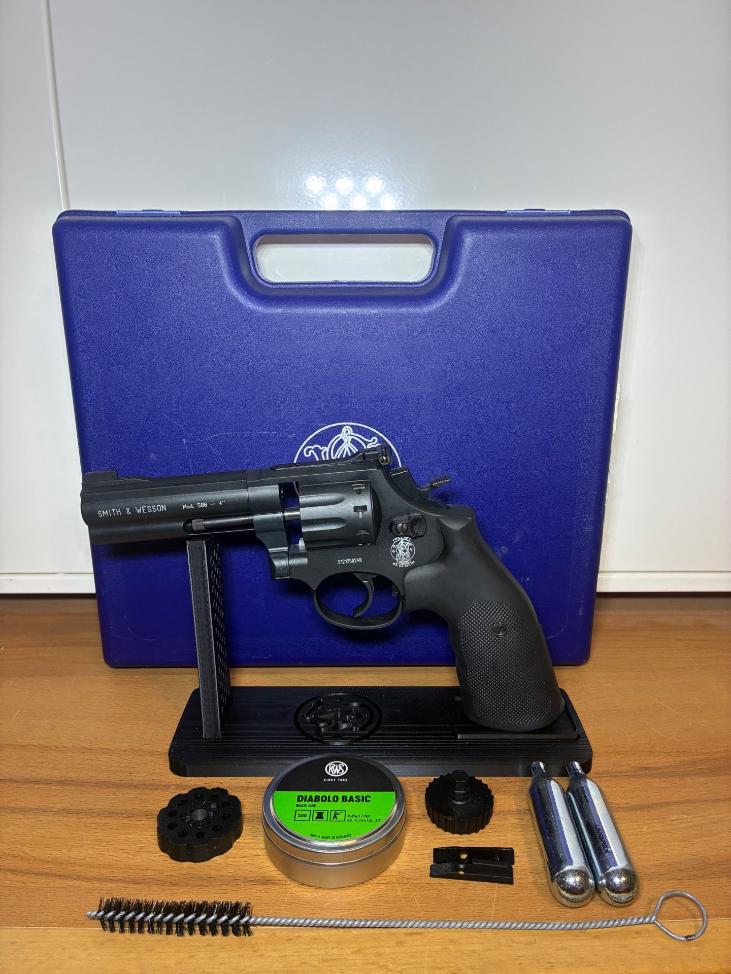 S&W Smith & Wesson 586 CO2-Revolver 4 Zoll – guter Zustand mit Originalkoffer und Zubehör – Bild 1