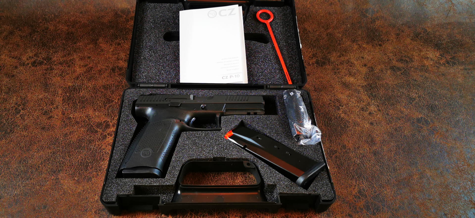 Top Zustand! Brünner-CZ Pistole Mod.P-10F cal..45 Auto – Bild 1