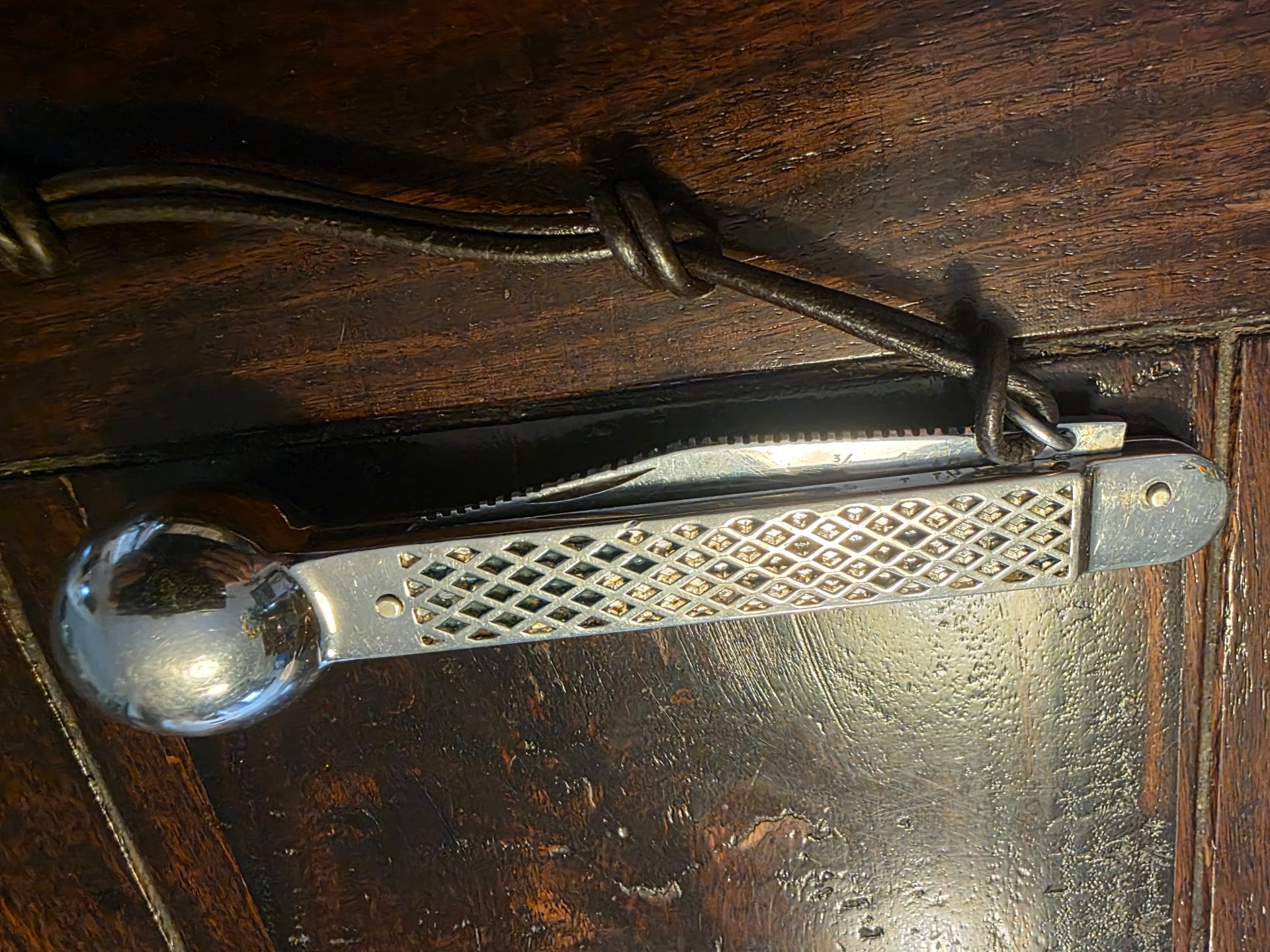 Altes Puma - Anglermesser mit Fischtöter und Fischwaage – Bild 4