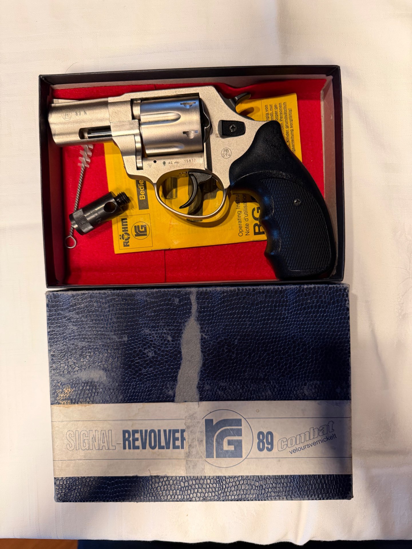 Röhm RG 89 N Schreckschussrevolver 9 mm R Knall, PTB 594, mattnickel, mit Pyrobecher und Anleitung – Bild 4