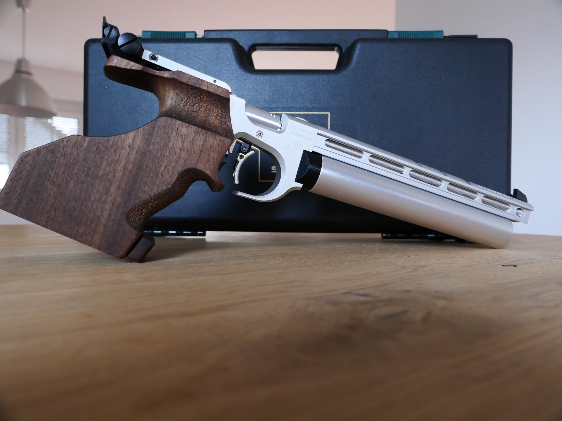 Steyr EVO 10 silver - links – Bild 2