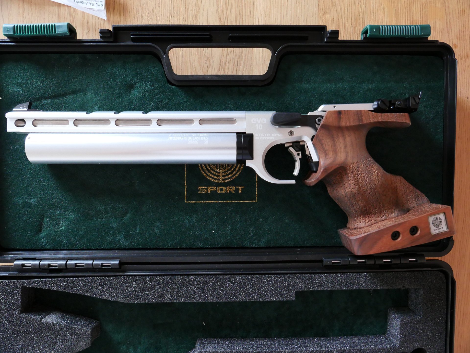 Steyr EVO 10 silver - links – Bild 3