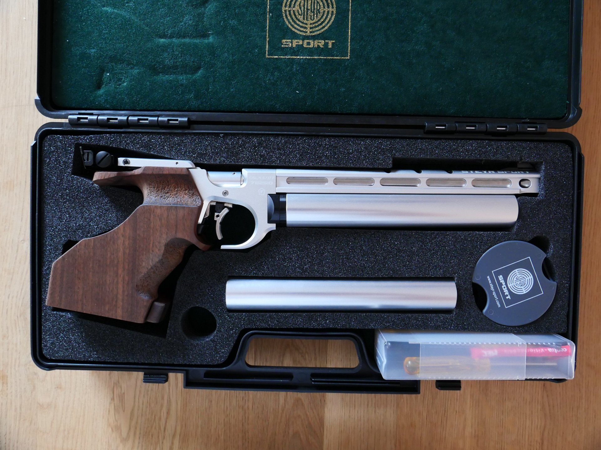 Steyr EVO 10 silver - links – Bild 4