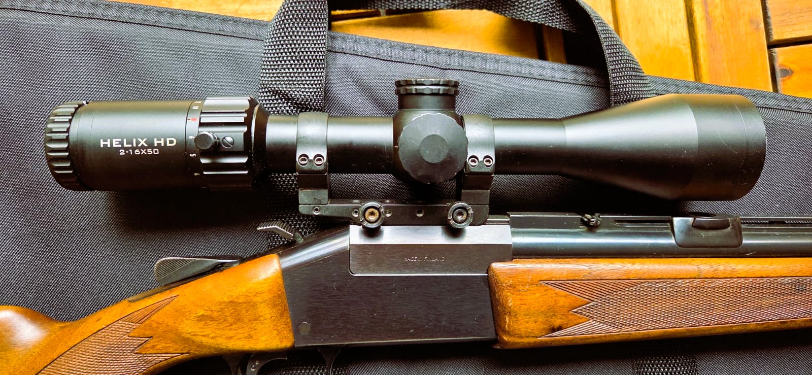 Tikka Bockbüchsflinte im Kal..222 / 12-76 mit Helix HD ZF 2-16x50, Hornady-Gewehrgurt,Futteral – Bild 4