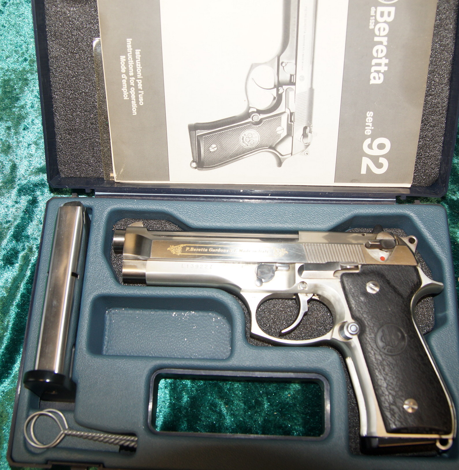 Beretta mod 92 FS cal 9mm USA Corporation ! – Bild 1