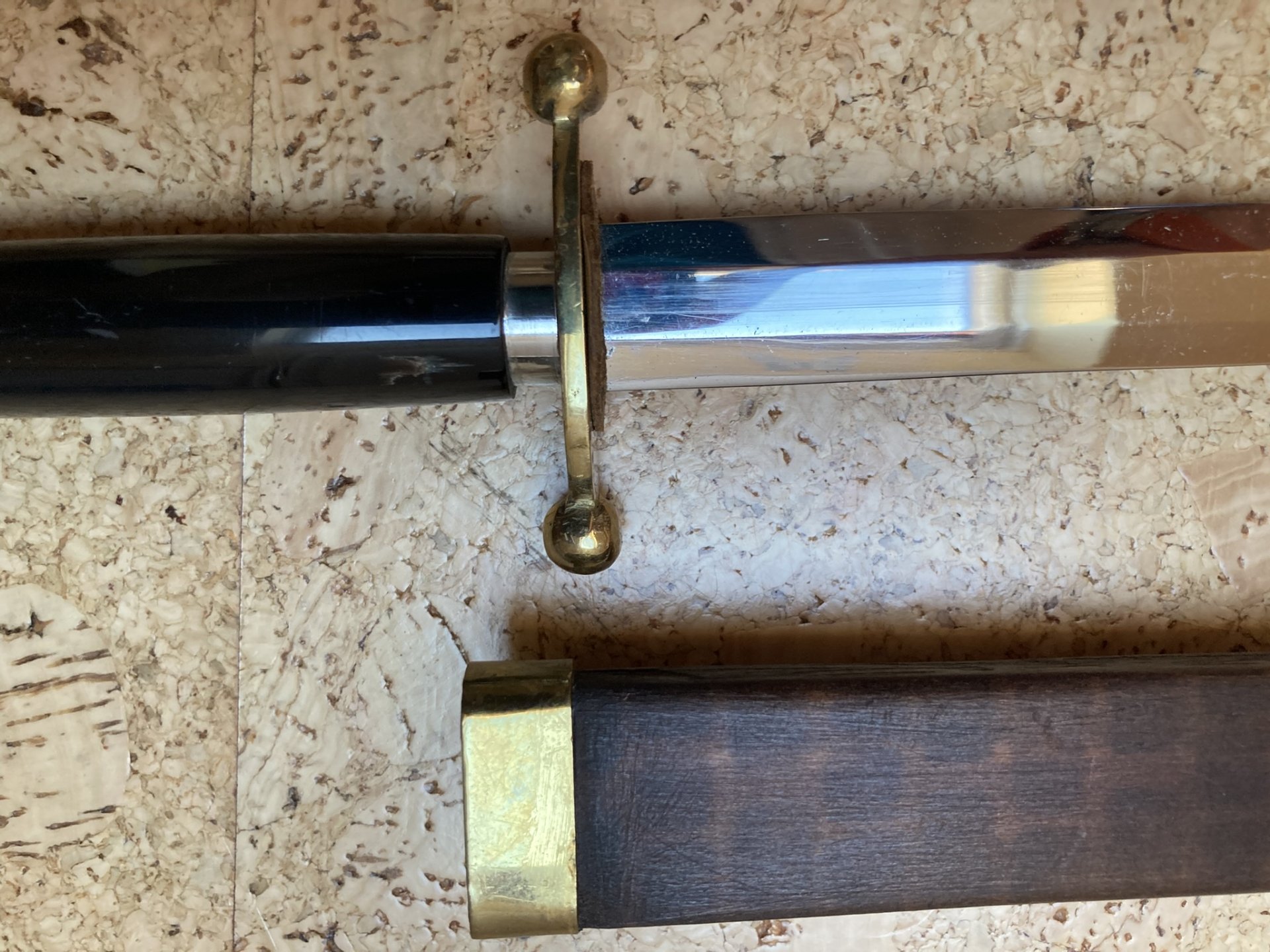 unbekannter Dolch mit Holzscheide – Bild 4