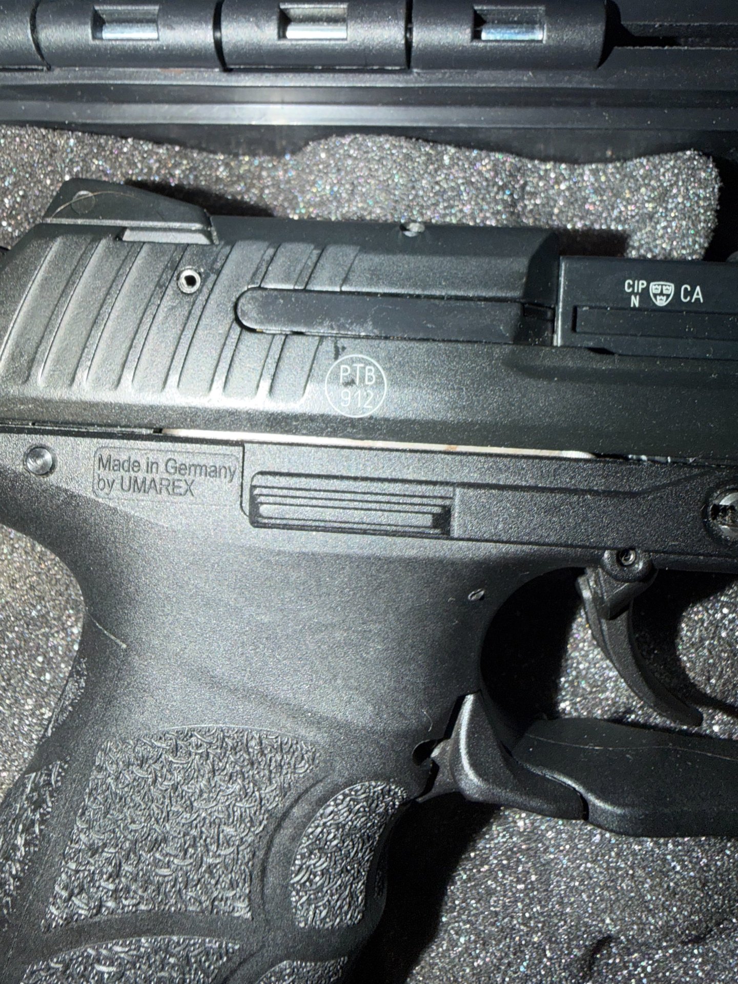 Heckler & Koch P30 Umarex 9 mm P.A.K. Schreckschuss, ungeschossen, mit Koffer und Rechnung – Bild 2