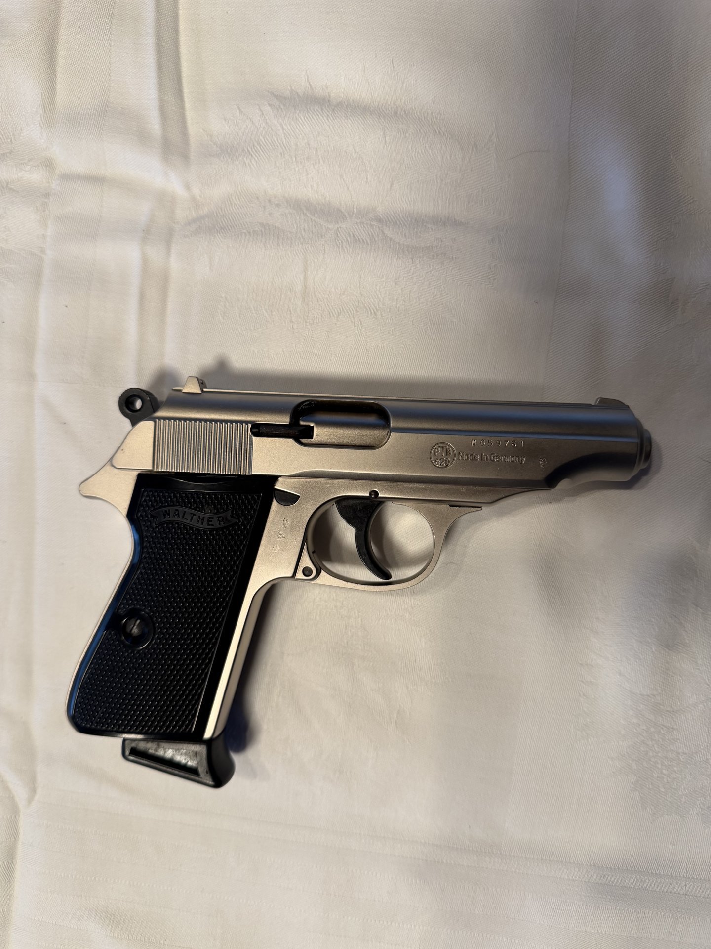 Walther PP Schreckschuss 9 mm P.A.K., nickel, PTB 620, ungeschossen, Bestzustand – Bild 2