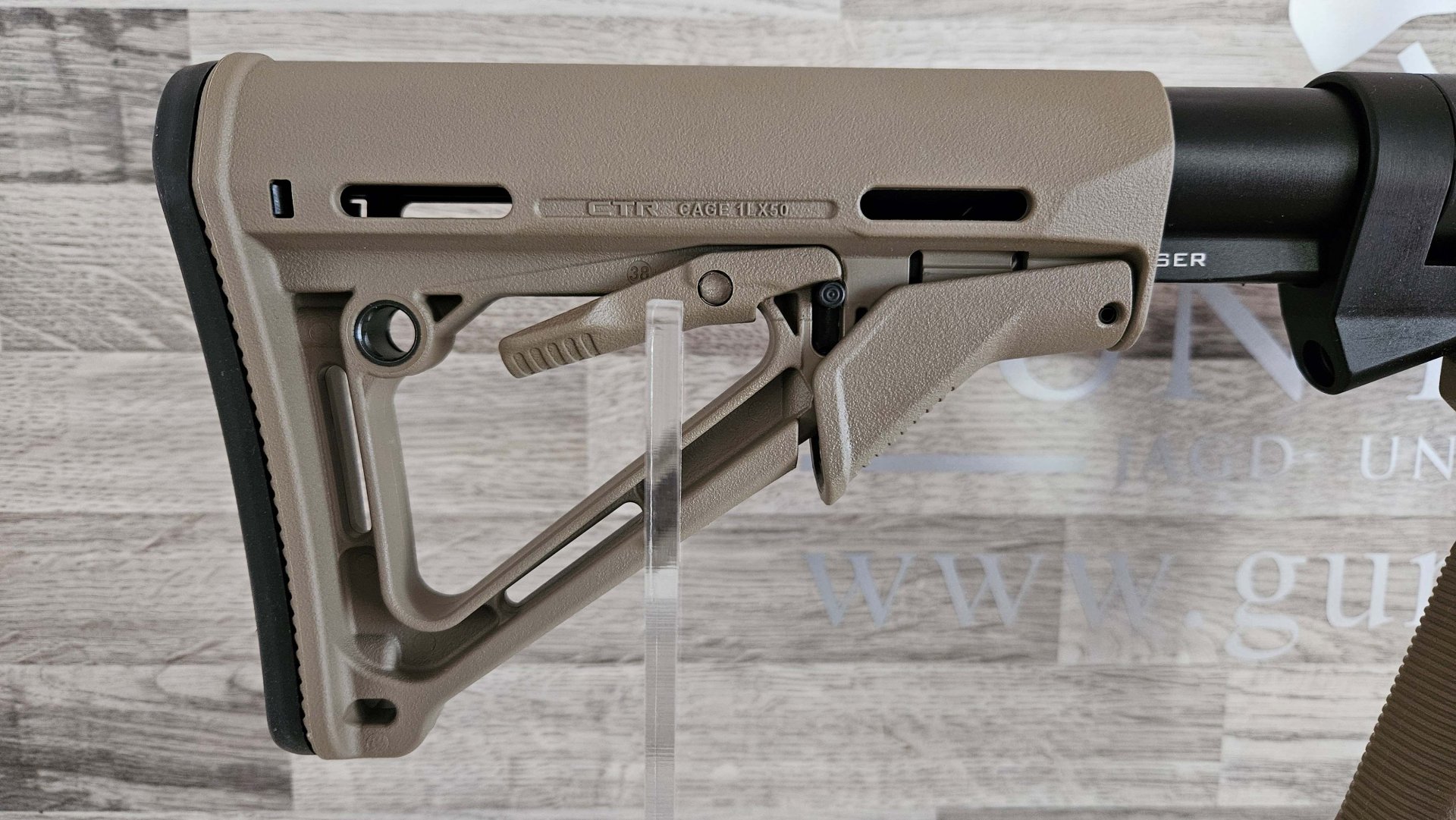 Neuware vom Fachhandel - Schmeisser AR15 M4FL 14,5" FDE MAGPUL Kal. .223Rem – Bild 3