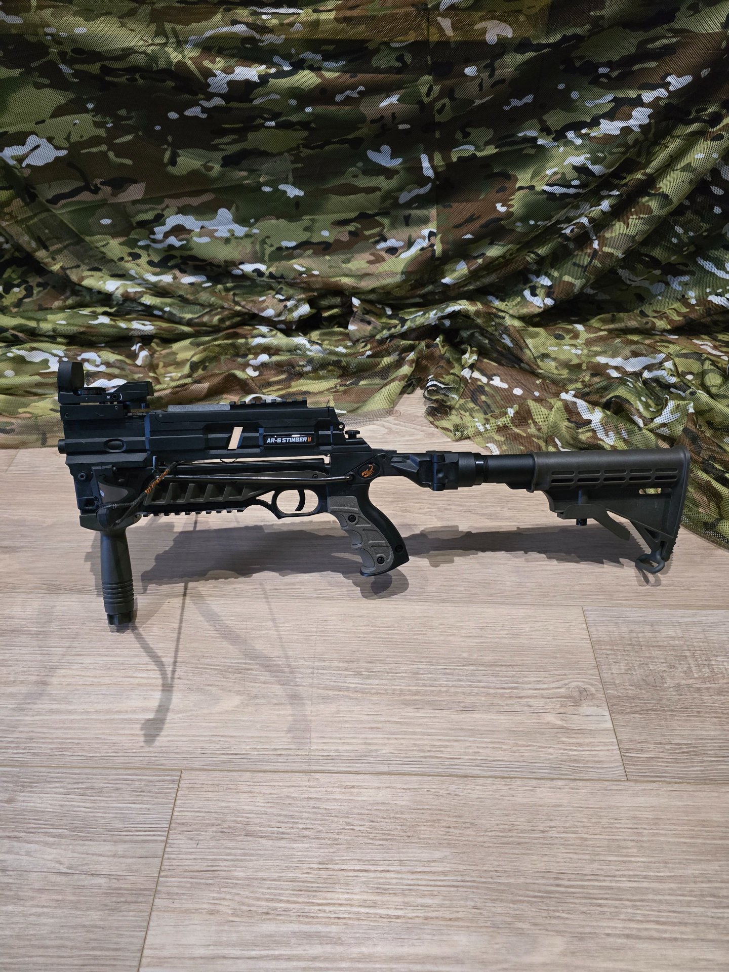 Steambow Stinger II Tactical mit umfangreichem Zubehör – Bild 2
