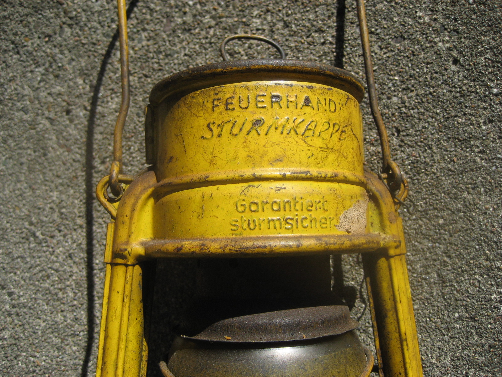 Sturmlaterne, Bunkerleuchte "Feuerhand", unger. Fundzustand – Bild 3