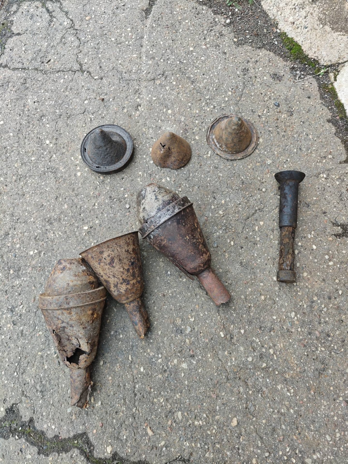 Panzerfaust 60 – Gefechtsköpfe und Einzelteile – Bild 1