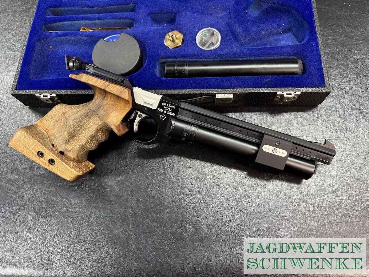 Steyr Match Luftpistole Mod. LP1 CO2 in 4,5mm .177 "Umrüstung auf Druckluft möglich" Hersteller – Bild 1