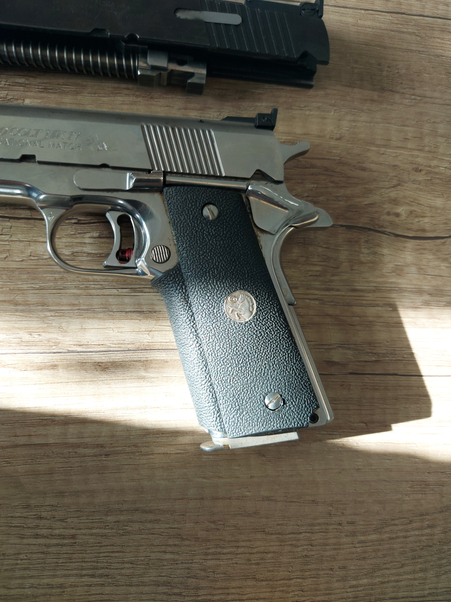 Pistole C O L T " Gold Cup " 45 ACP – Bild 5