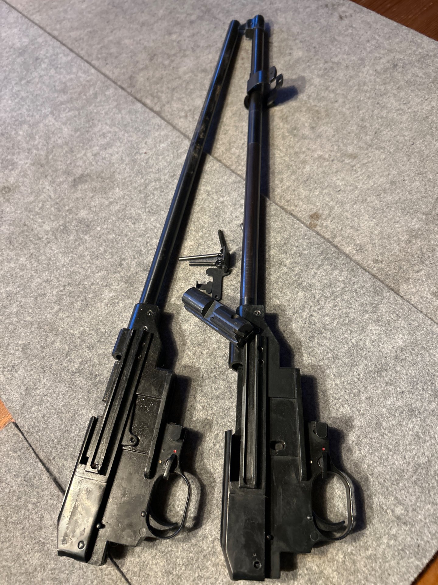 2xEGM1 Erma .22 Ersatzteile – Bild 2