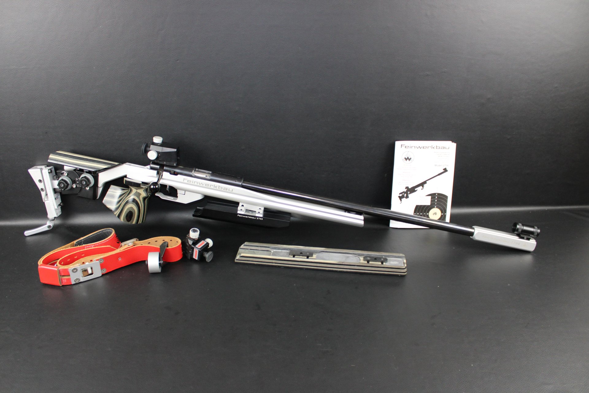 Hochwertige KK Büchse Feinwerkbau Modell 2700 im Kal. .22lr mit viel Zubehör – Bild 1
