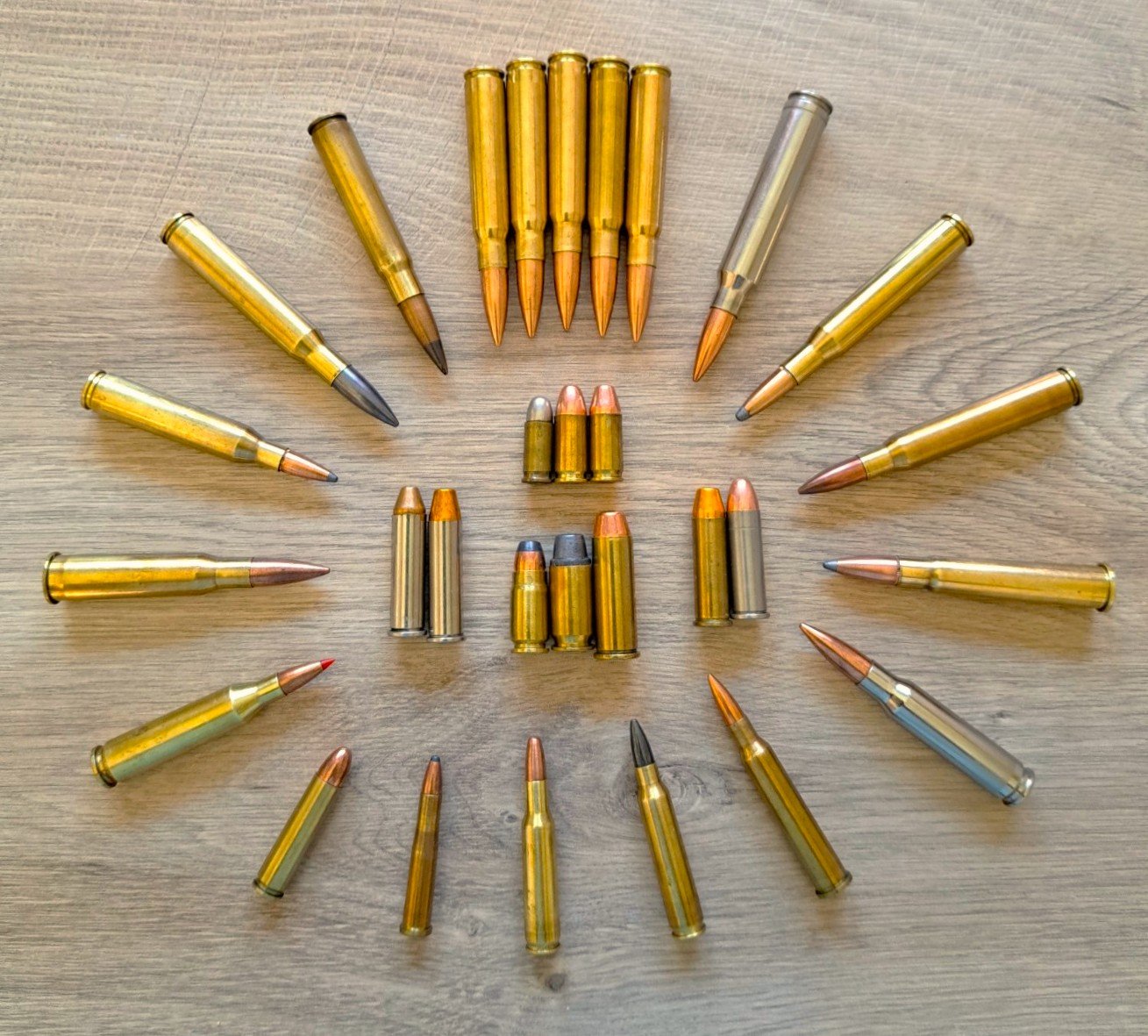 Konvolut Deko-Sammlerpatronen Militär- + Jagdmunition – Bild 2