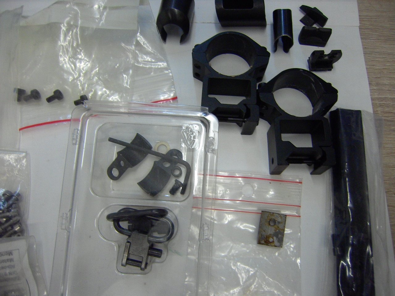 Montageteile für Zielfernrohr, Trageriemen - div. Kleinteile – Bild 1