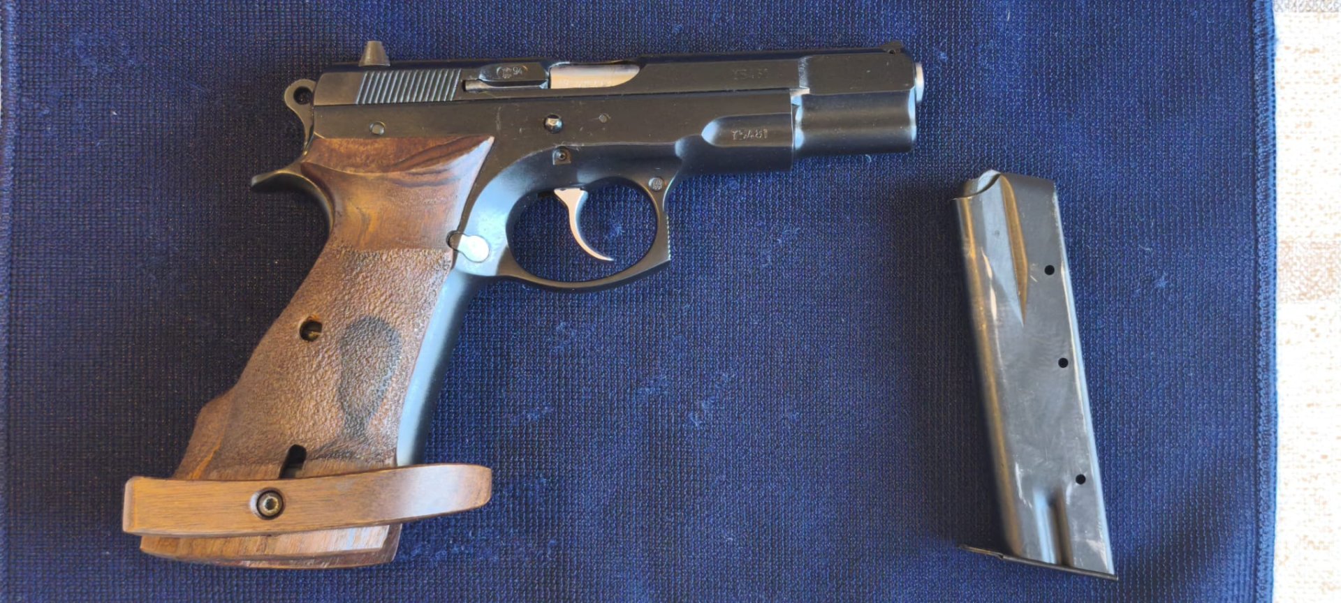 CZ 75 Sport, Kaliber 9 mm Luger, mit Sportgriff – Bild 3