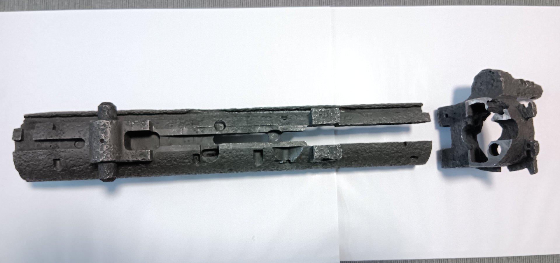 MG34 Gehäuse Bodenfund – Bild 1