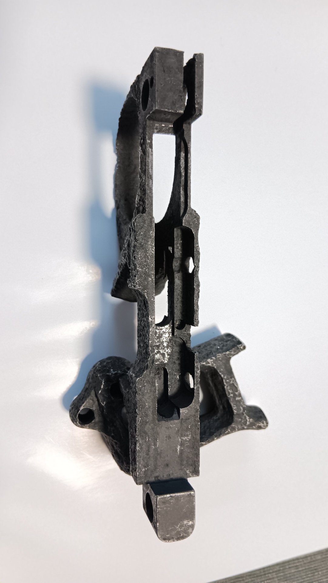 MG34 Griffstück Bodenfund leer zerschnitten – Bild 1