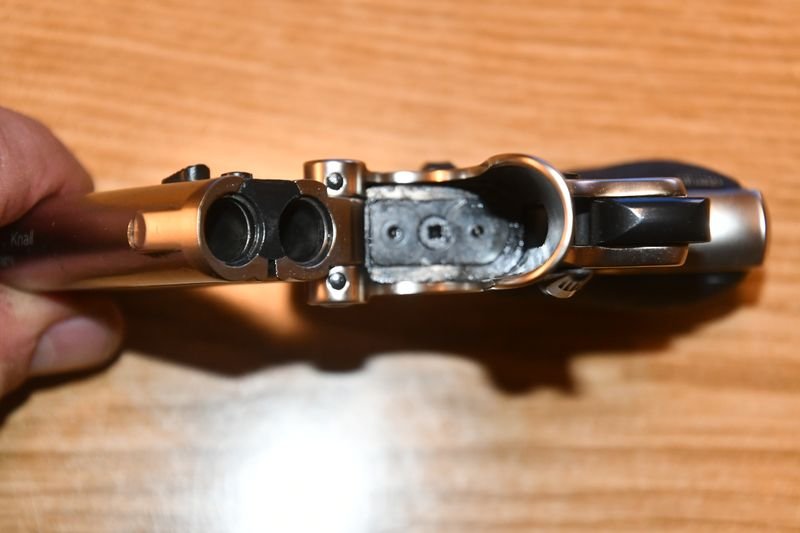 Derringer NORIS Twinny Kal. 9mmR Knall silber matt – Bild 4