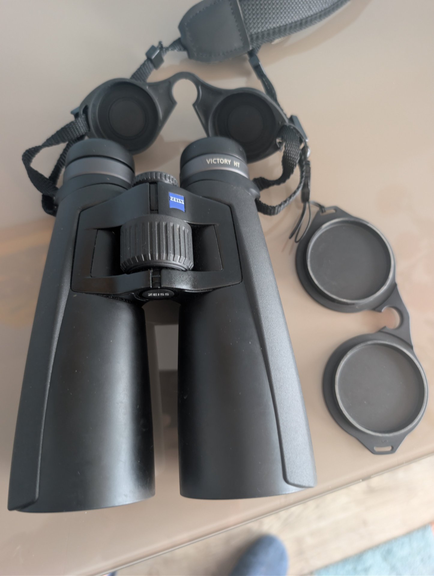 ZEISS Victory HT 10x54 Fernglas – Spitzenoptik für Jäger & Natur – Bild 6